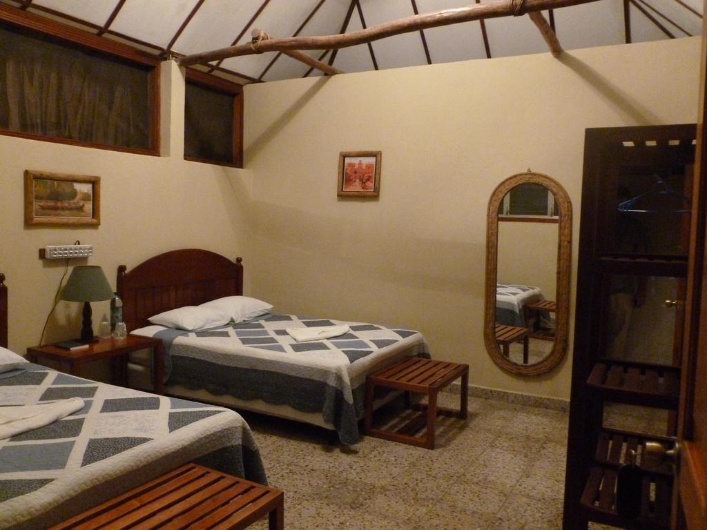 Hotel Jaguar Inn Tikál Pokój zdjęcie